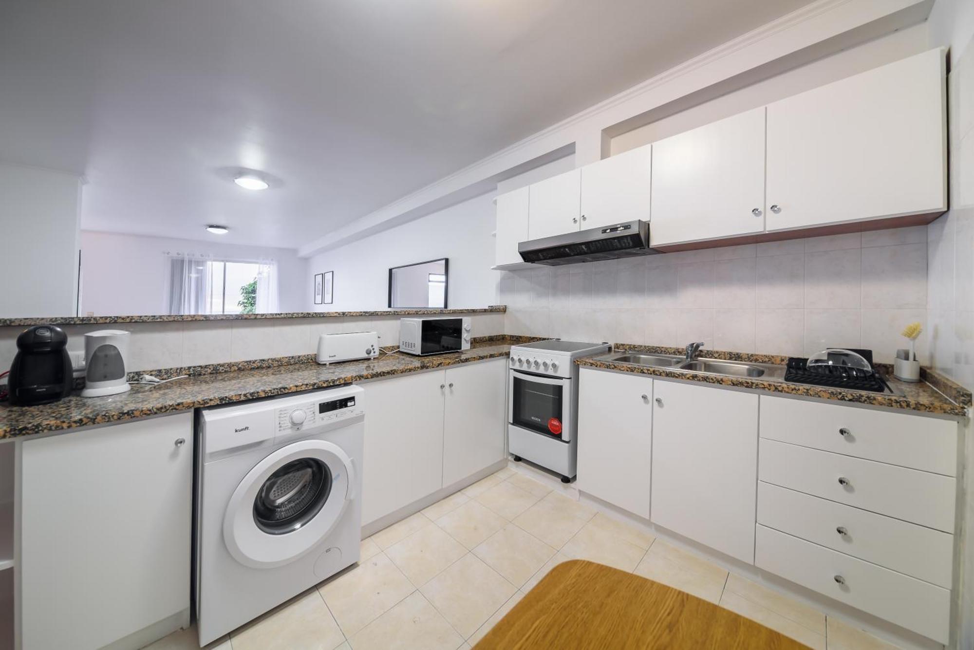 דירות פונשל Bay View House By Mth מראה חיצוני תמונה